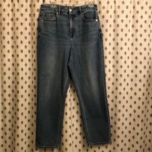 American Eagle curvy mom jean